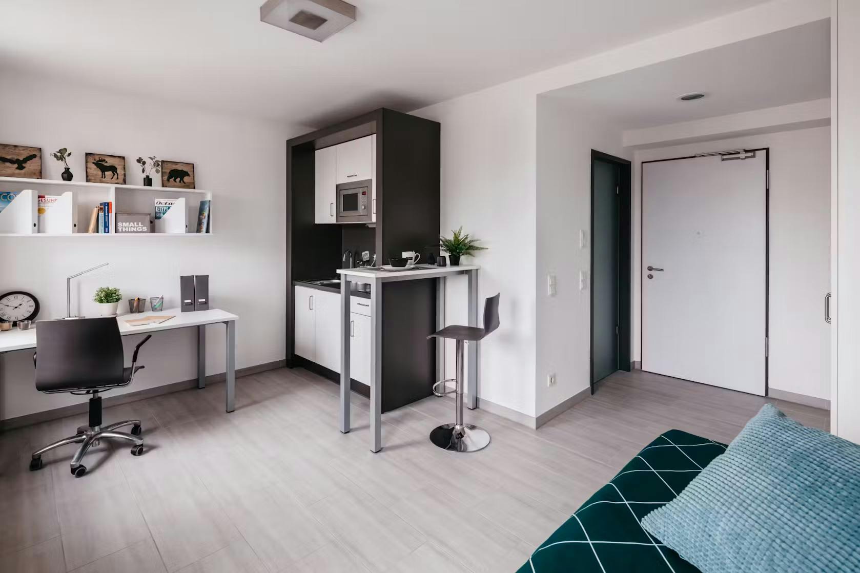 Studio for rent for €833 per month in Darmstadt, Havelstraße