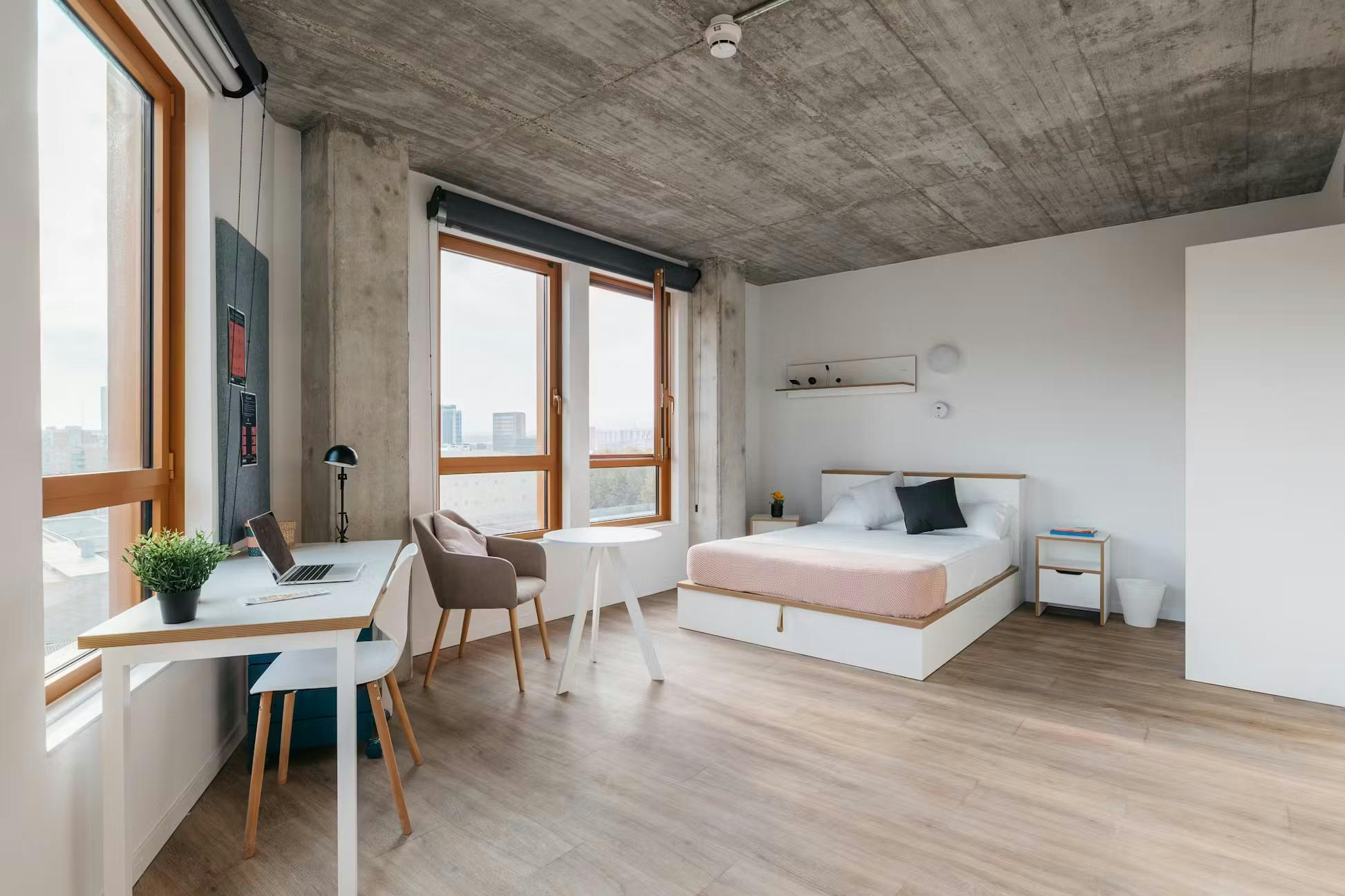 Studio for rent for €1,489 per month in Barcelona, Carrer de Pallars
