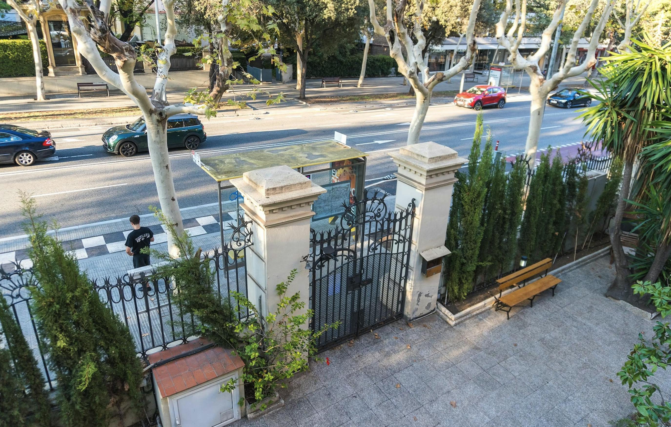 preview gallery tile