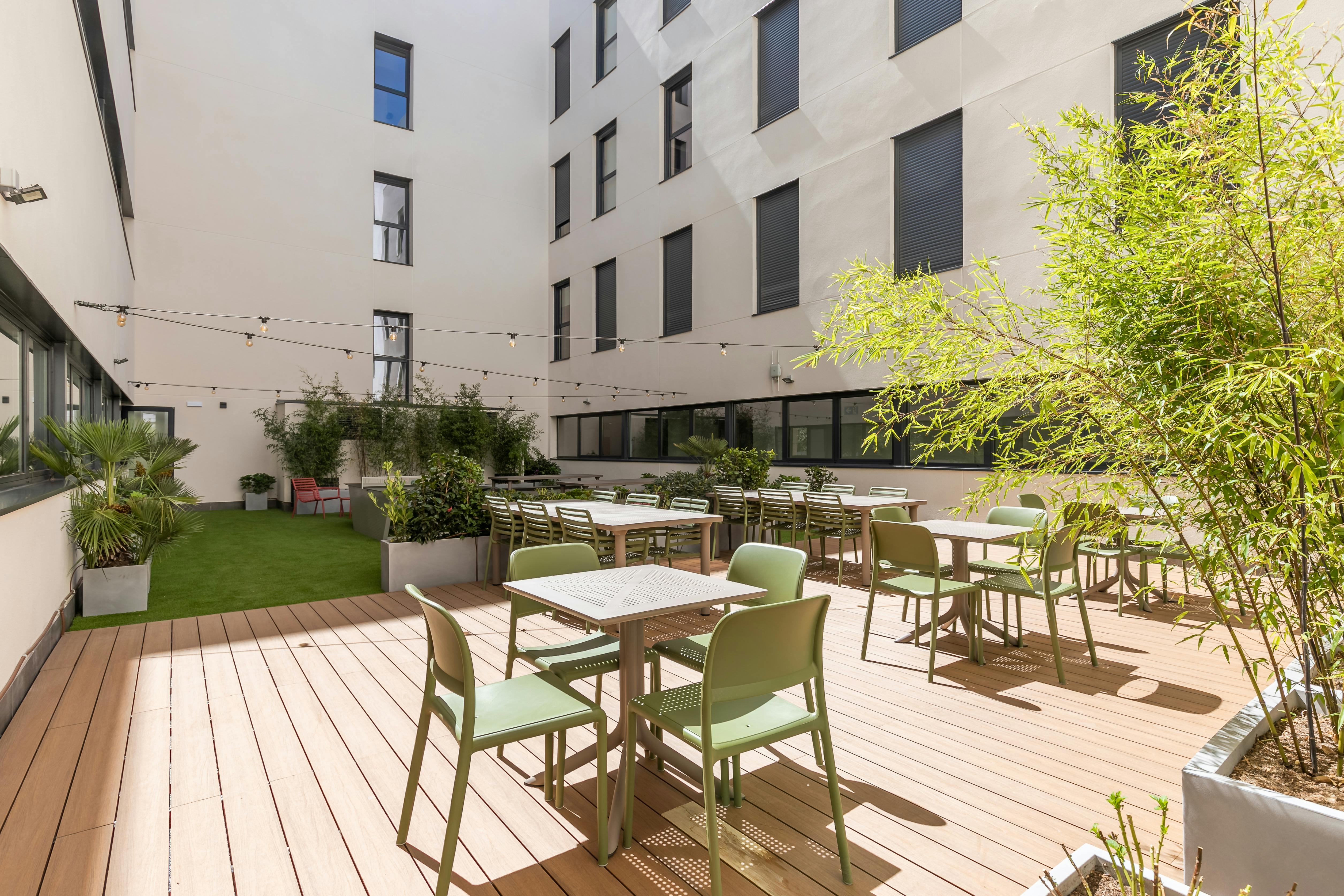 preview gallery tile