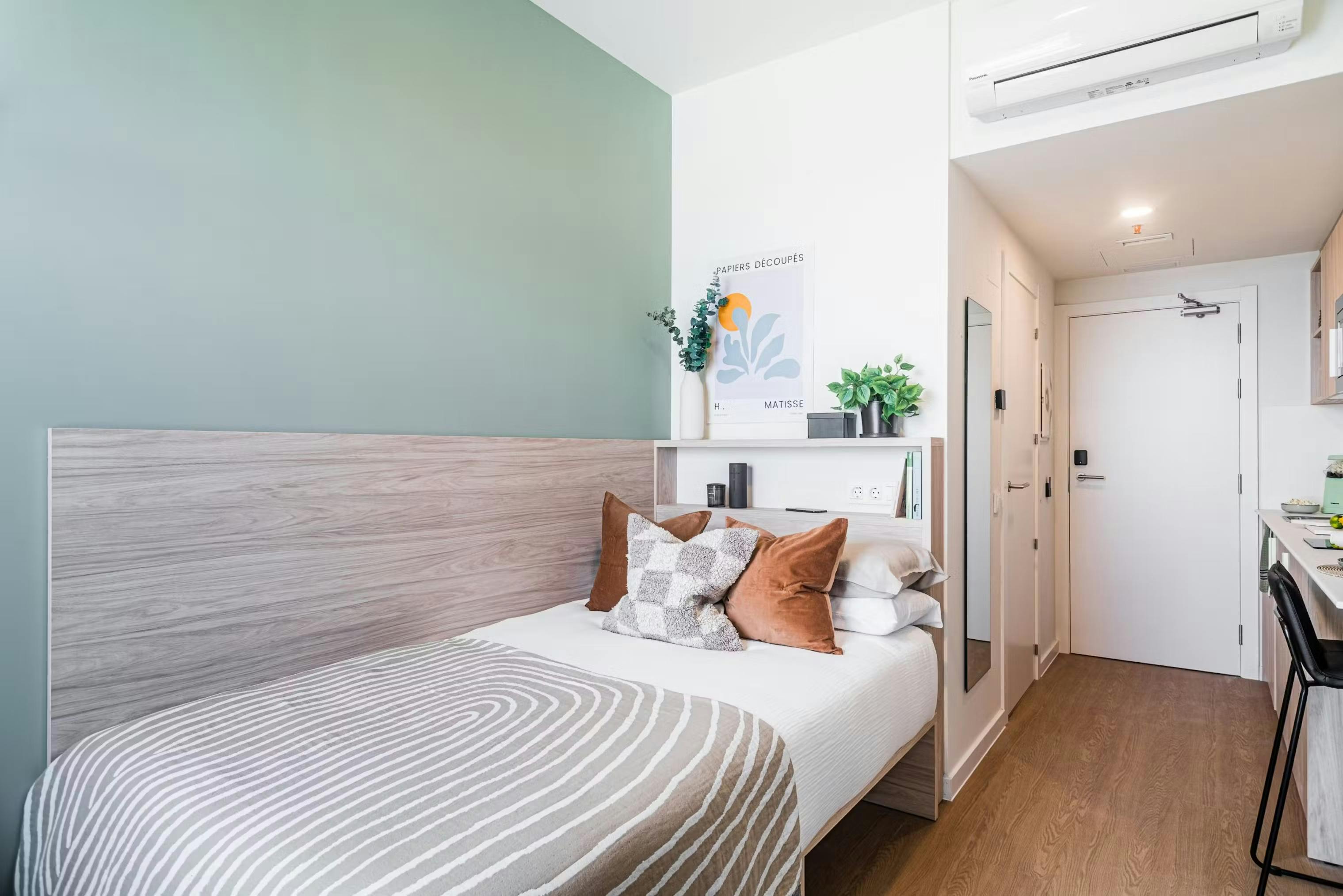 preview gallery tile