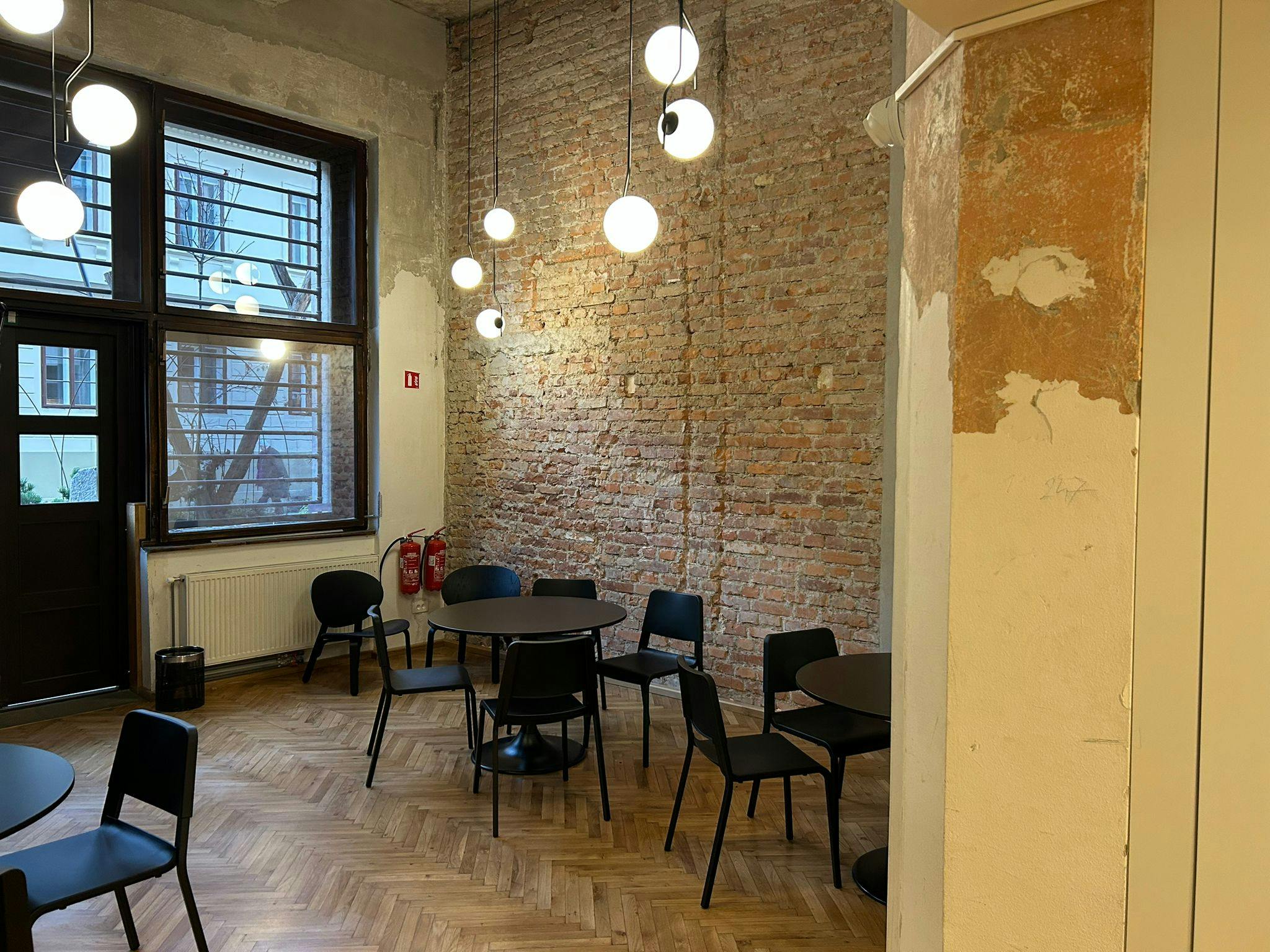 WG-Zimmer zu mieten für 490 € pro Monat in Ljubljana, Gestrinova ulica