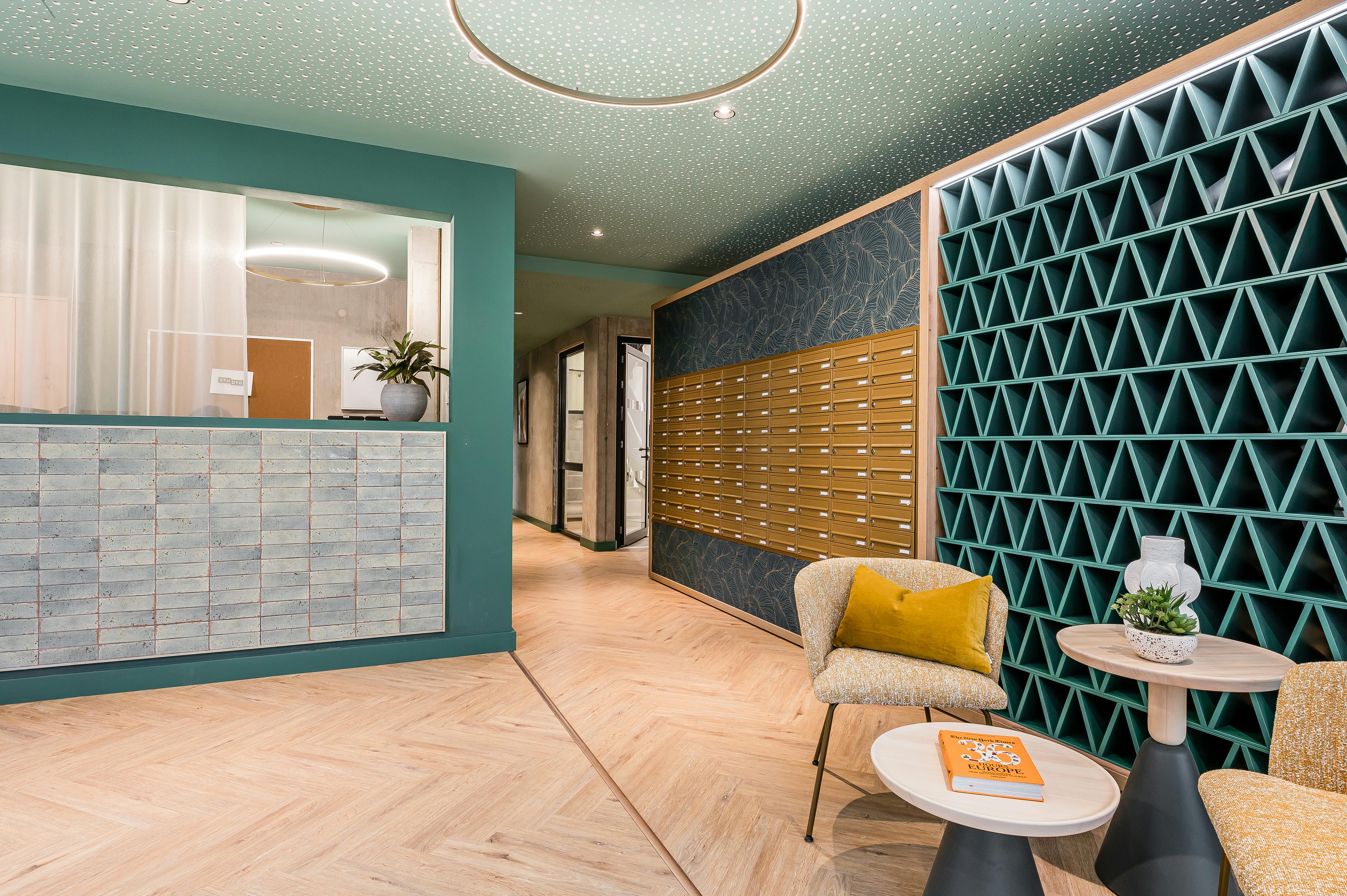 preview gallery tile