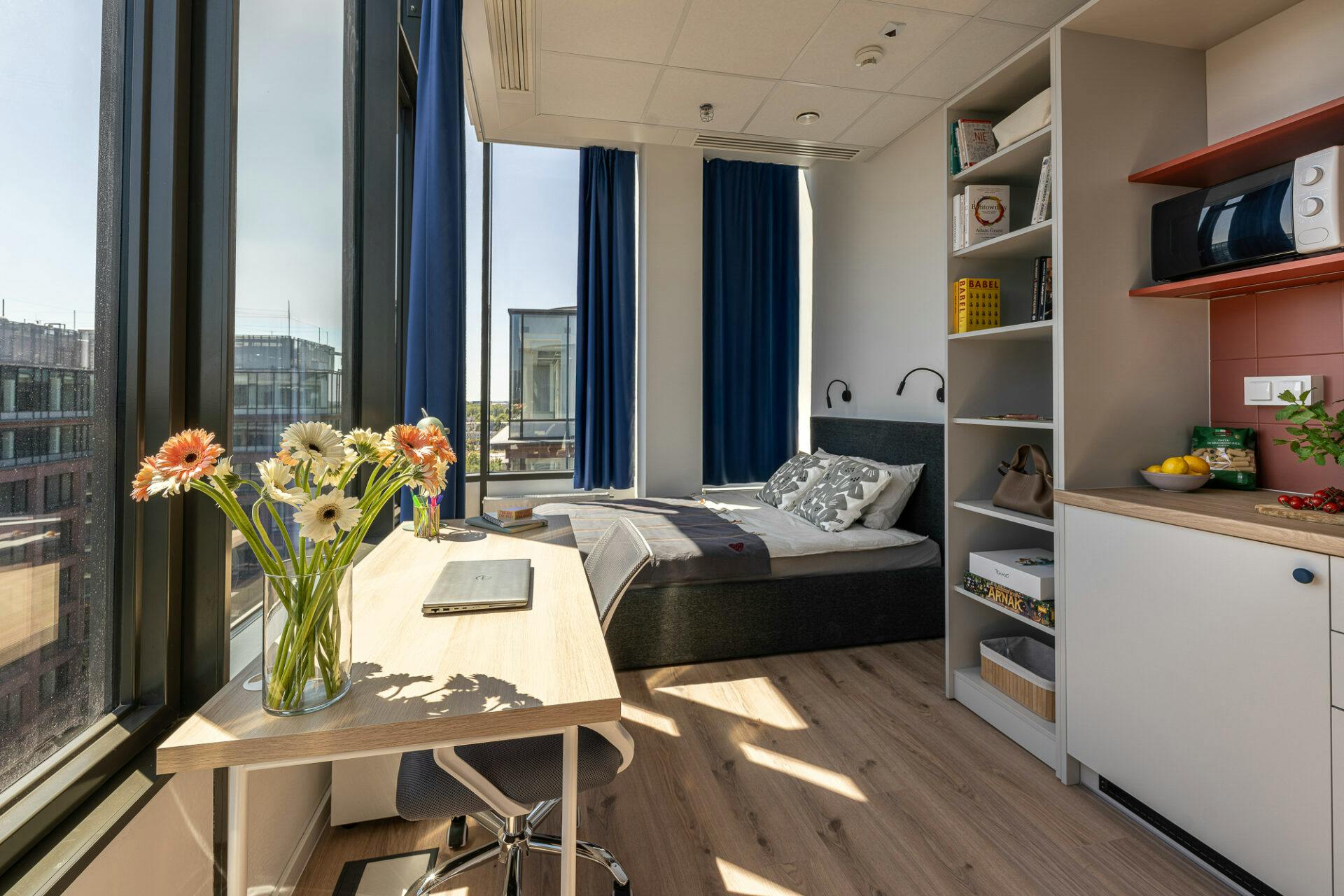 Kawalerka do wynajęcia za 3570 zł miesięcznie w mieście Warsaw, Żwirki i Wigury