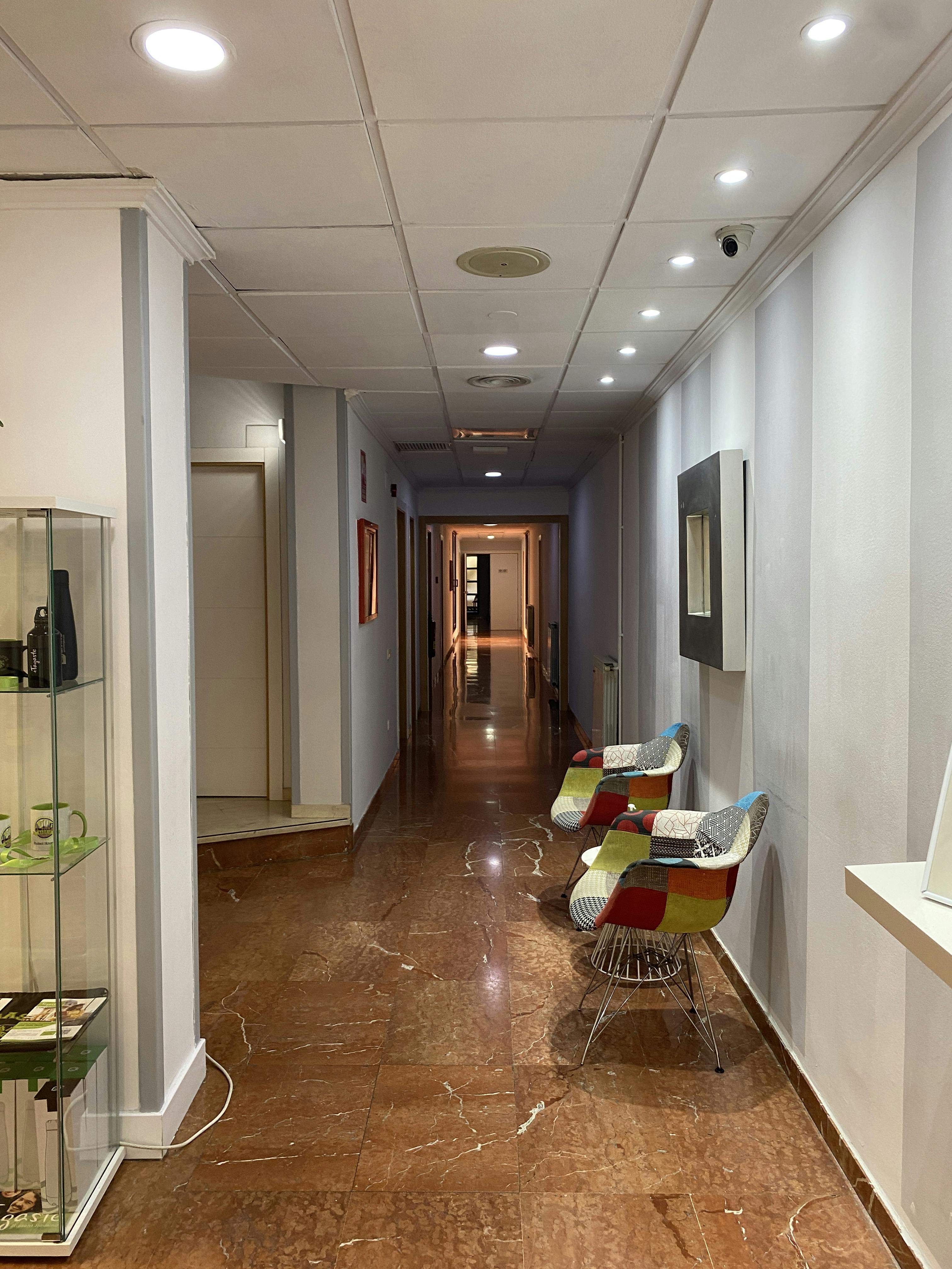 Private room for rent for €1,400 per month in Barcelona, Carrer de l'Hospital