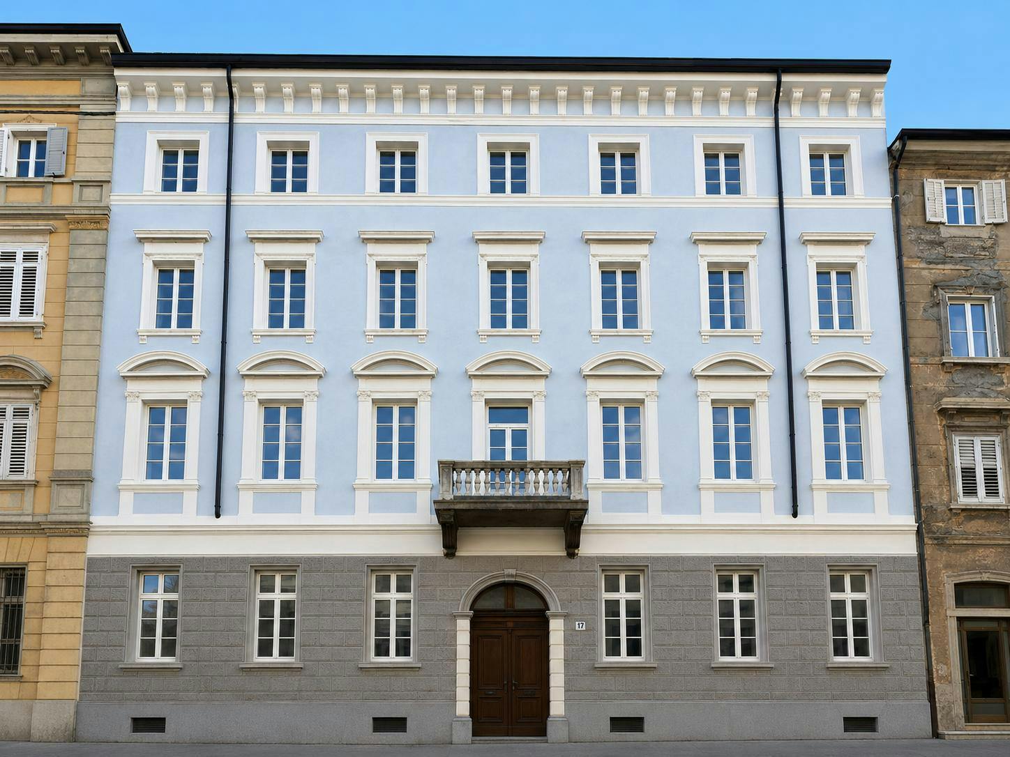 Студія за оренду для 780 EUR на місяць у Trieste, Via Francesco Crispi