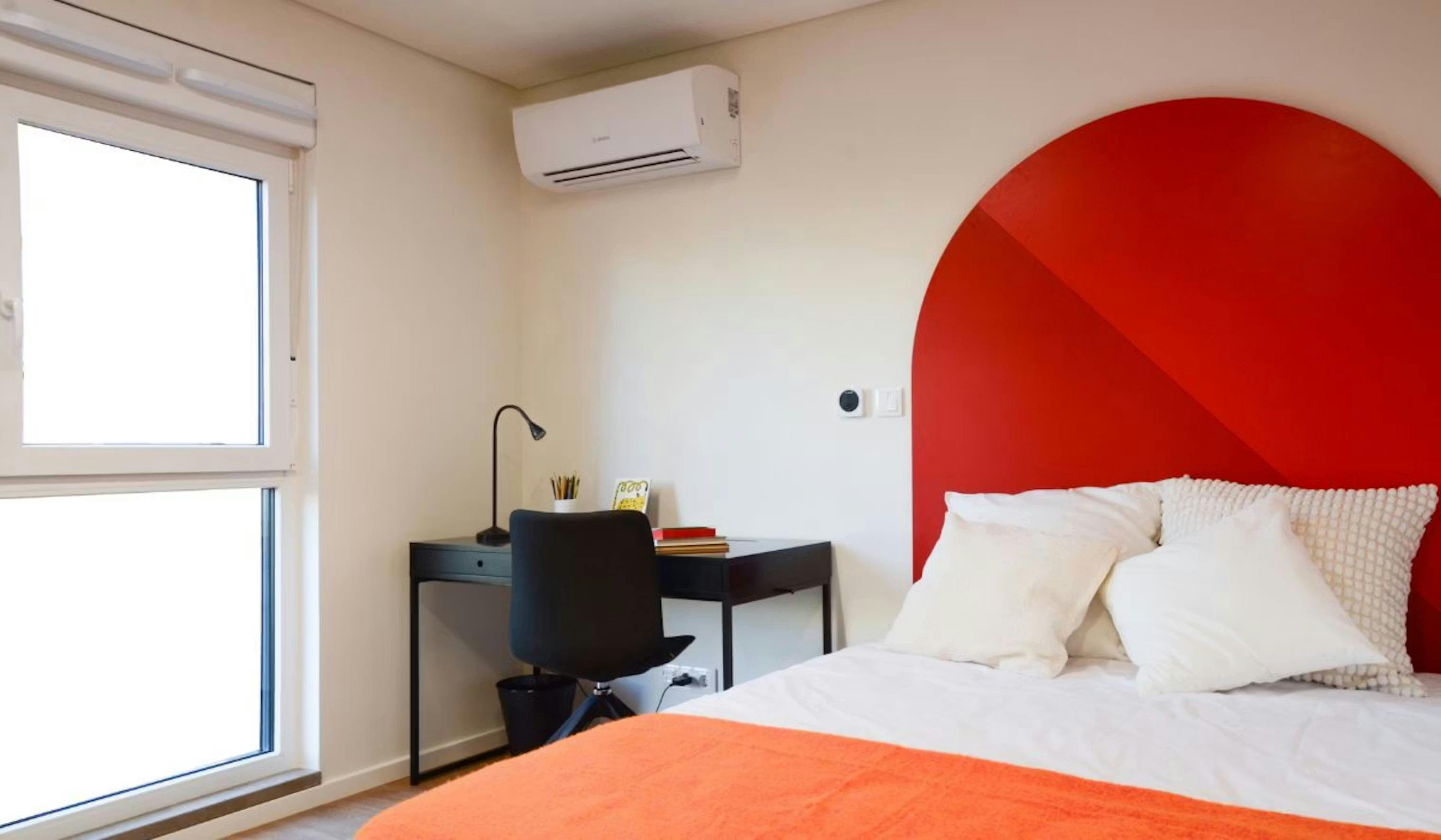 Studio for rent for €750 per month in Porto, Rua da Infanta Dona Maria