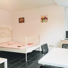 Lägenhet att hyra för 750 € i månaden i Dortmund, Schwanenwall