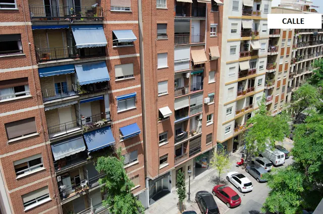 Private room in Carrer del Poeta Artola, Valencia (454500) room image 15