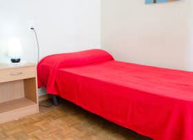 Private room for rent for €330 per month in Valencia, Carrer del Poeta Artola