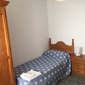 Private room for rent for €500 per month in Málaga, Calle Diego de Almaguer