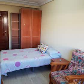 Private room for rent for €345 per month in Salamanca, Calle Asturias