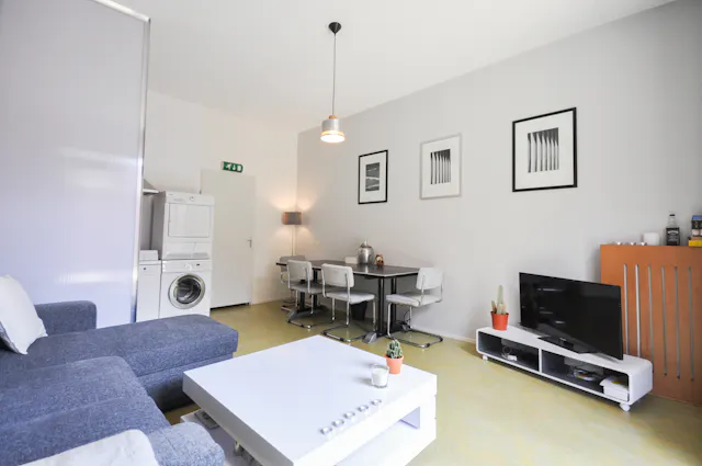 1-Bedroom Apartment in Waterjufferstraat, Rotterdam (497228) room image 1