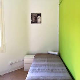 Private room for rent for €540 per month in Barcelona, Carrer de Muntaner