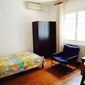 Спільна кімната за оренду для 230 EUR на місяць у Volos, Kartali G.