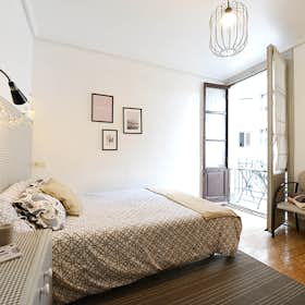 Private room for rent for €475 per month in Bilbao, Fika Kalea