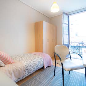 Habitación privada en alquiler por 450 € al mes en Bilbao, Fika Kalea