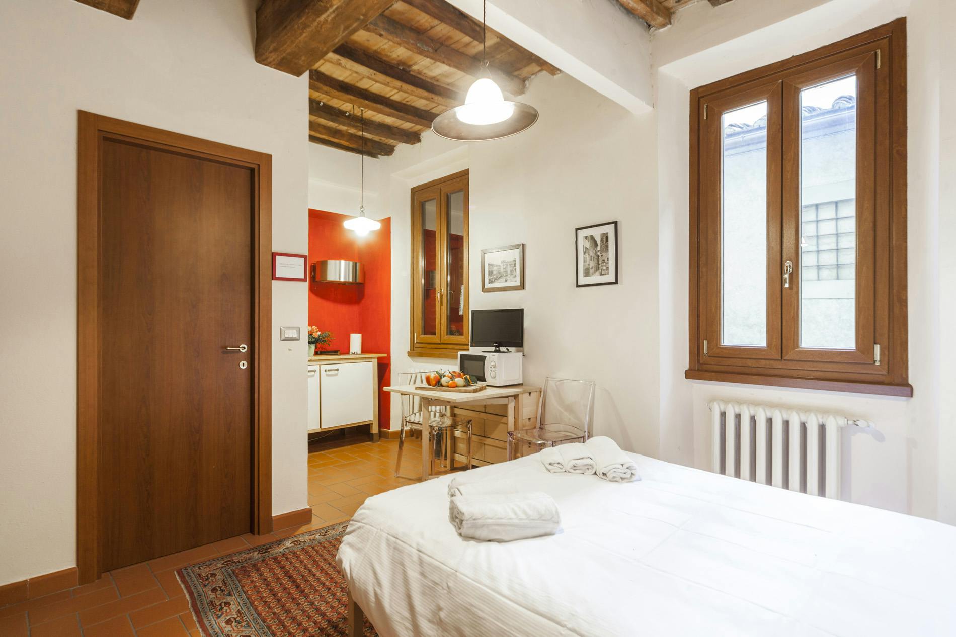 Monolocale in affitto a 1100 € al mese a Florence, Via Dante Alighieri
