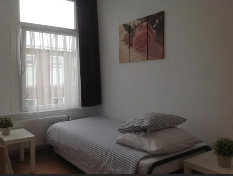 Private room in Hendrik van Deventerstraat, The Hague (511392) ROOM 3