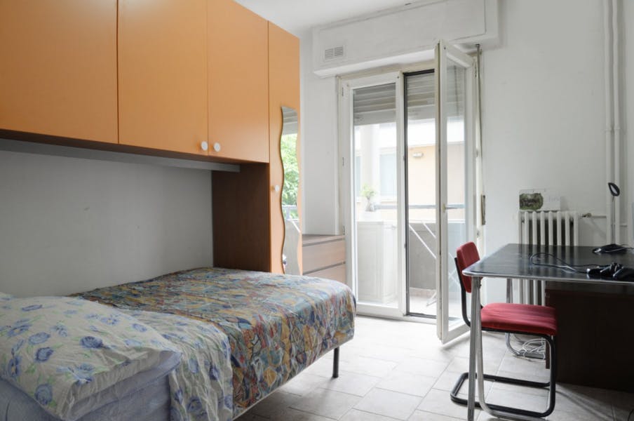 Private room for rent for €500 per month in Città metropolitana di Milano, Largo Camillo Caccia Dominioni