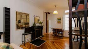公寓 正在以 €1,550 的月租出租，其位于 Madrid, Glorieta de Bilbao