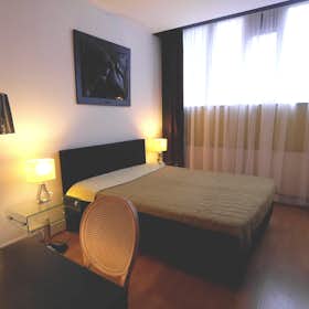 Private room for rent for €660 per month in Schaerbeek, Grande Rue au Bois