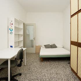 Private room for rent for €600 per month in Milan, Via Innocenzo Isimbardi