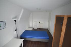 Habitación privada en alquiler por 750 € al mes en Voorburg, Heeswijkstraat