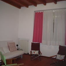 Studio for rent for 500 € per month in Parma, Borgo San Silvestro
