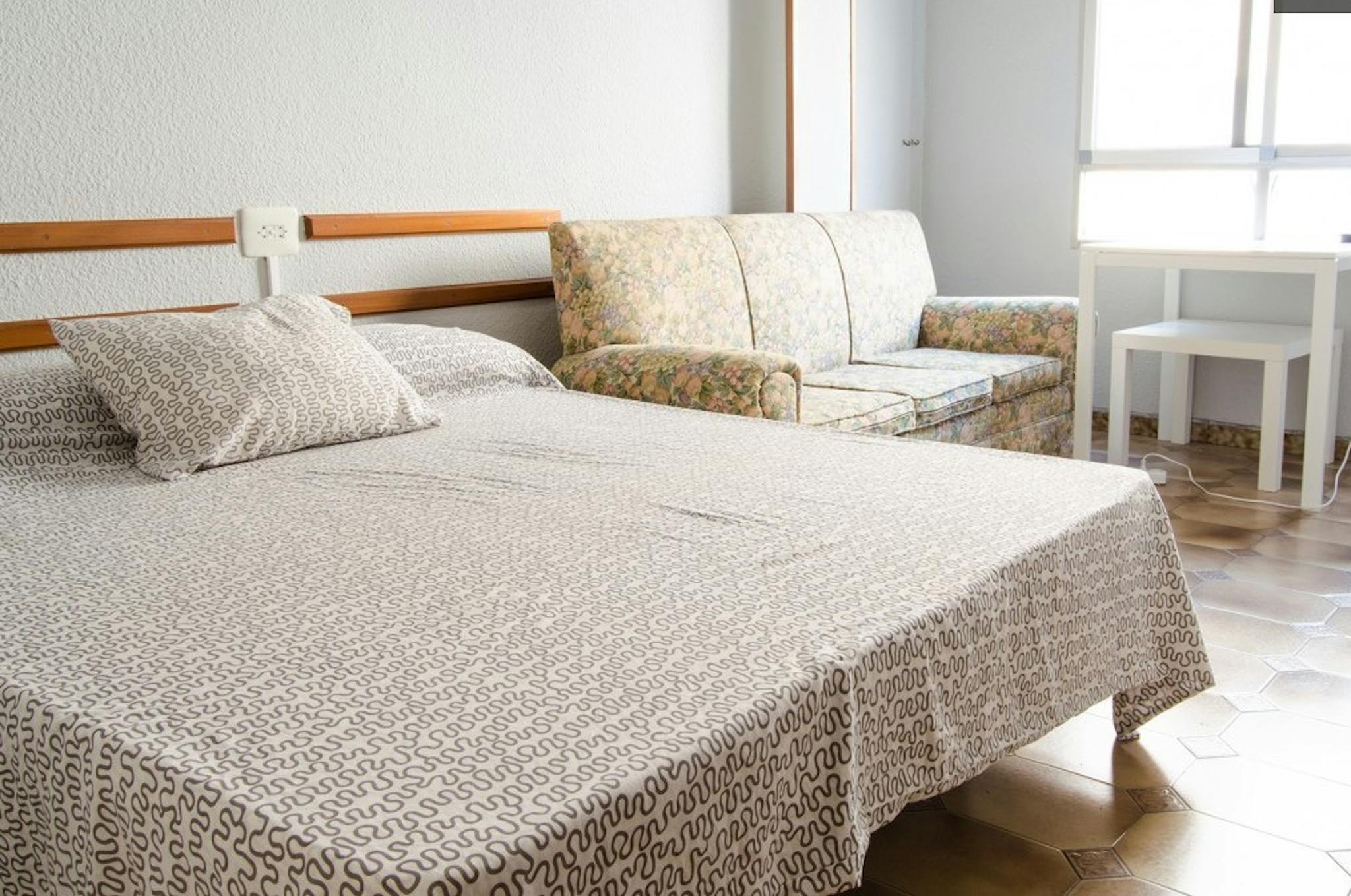 Carrer Mestre Palau, Valencia preview