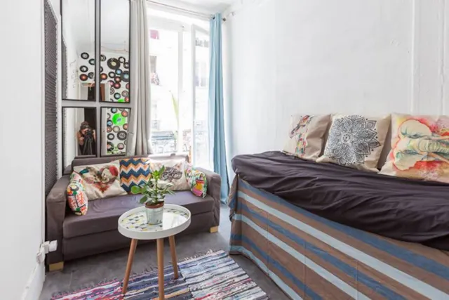 Private room in Rue des Poissonniers, Paris (551241) room image 1