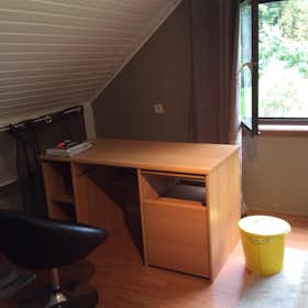 WG-Zimmer for rent for 350 € per month in Gent, Groenestaakstraat