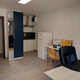 Private room for rent for €340 per month in Kortrijk, Walle