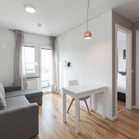 Wohnung zu mieten für 1.900 € pro Monat in Berlin, Köpenicker Straße