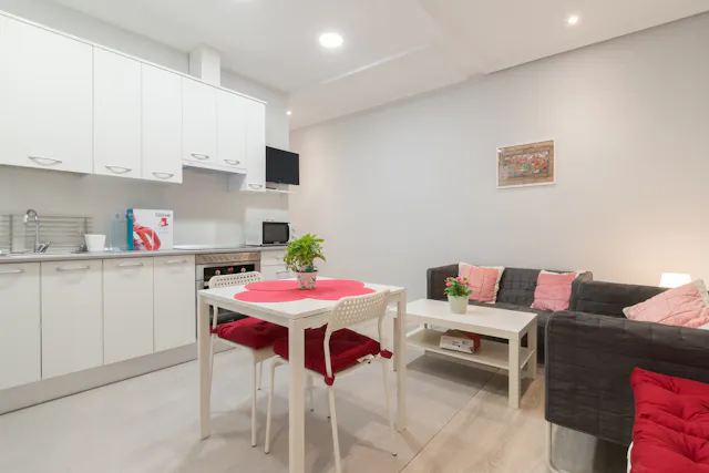 Private room in Calle Montserrat, Madrid (553210) room image 20