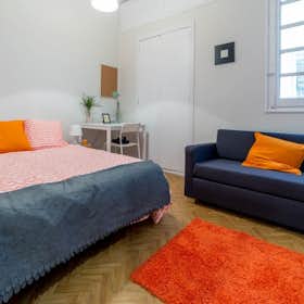 Private room for rent for €300 per month in Valencia, Carrer de Sueca