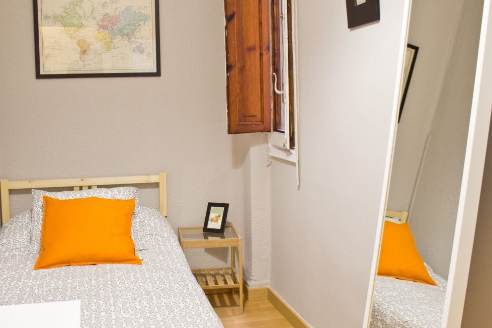 Carrer Mestre Palau, Valencia preview