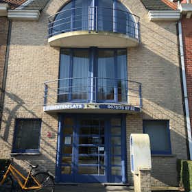 Private room for rent for €270 per month in Kortrijk, Burgemeester Gillonlaan