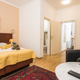 Apartment for rent for €1,500 per month in Vienna, Ferchergasse