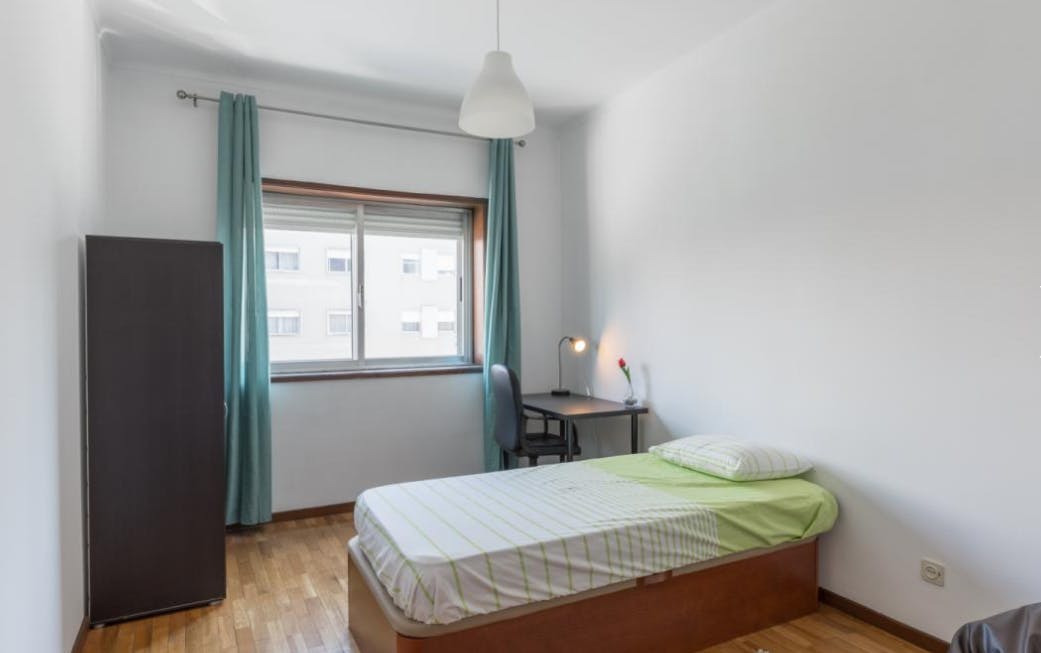 Apartment Porto, 1 bed, 100m² — photo 1