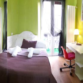 私人房间 正在以 €510 的月租出租，其位于 Florence, Via Santa Lucia