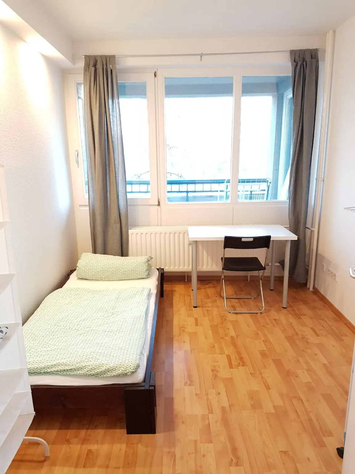 Koloniestraße, Berlin preview