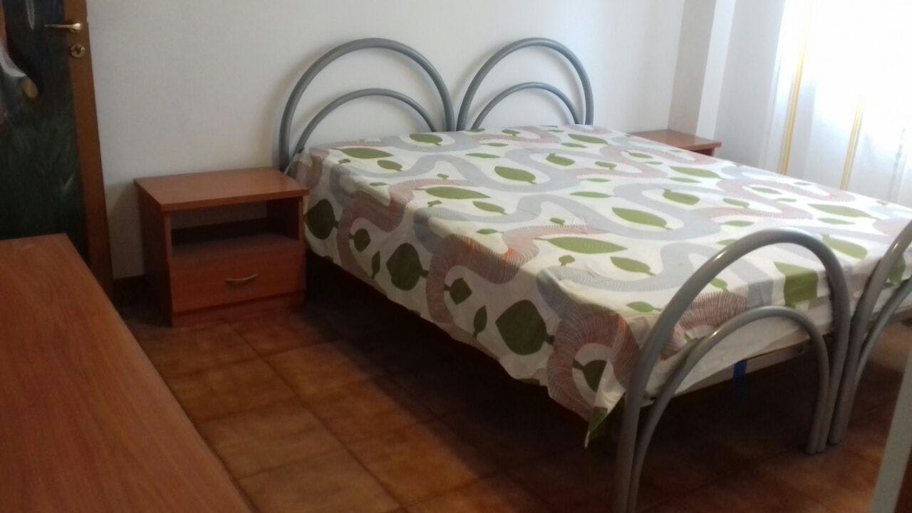 Отдельная комната сдается в аренду за 360 € в месяц в Pisa, Via Guido de Ruggiero