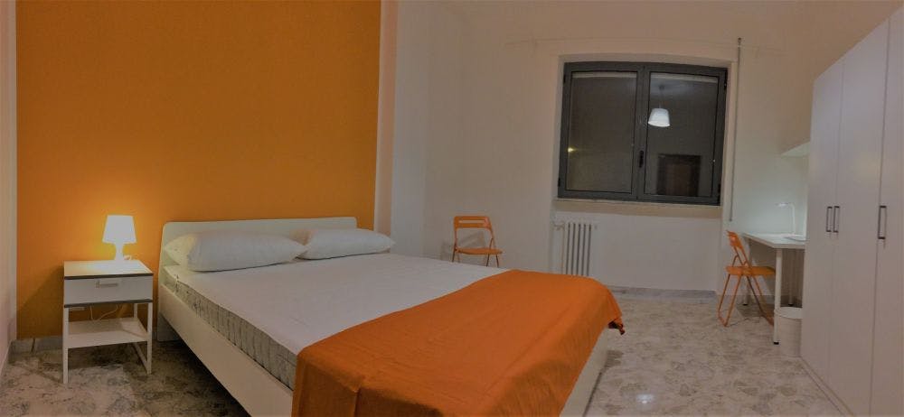 Private room for rent for €450 per month in Bari, Viale Ennio Quinto