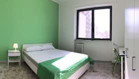 Habitación privada en alquiler por 430 € al mes en Bari, Viale Ennio Quinto