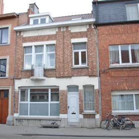 Private room for rent for €415 per month in Leuven, Jean-Baptiste van Monsstraat