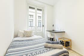 Privé kamer te huur voor € 575 per maand in Madrid, Calle Moratín