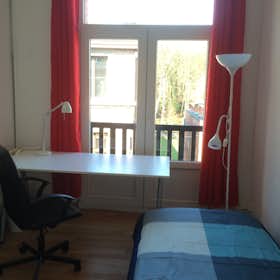 WG-Zimmer for rent for 380 € per month in Liège, Rue Saint-Gilles