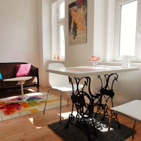 Studio for rent for €980 per month in Vienna, Stolzenthalergasse