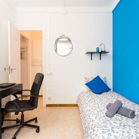 Private room for rent for €599 per month in Barcelona, Carrer d'Elkano